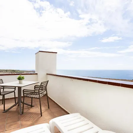 Ocean Views - Taucho 103